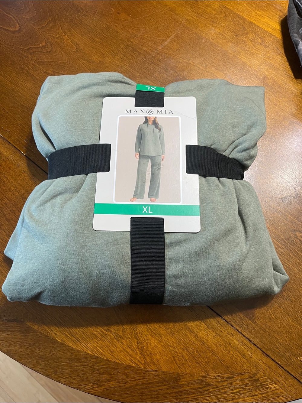 NWT XL Women’s Lounge Set - Sage Green